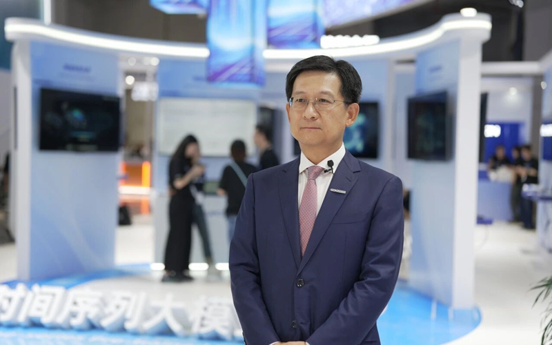 崔山受新华社专访：以工业具身智能沉构出产力，引领流程工业智能化升级